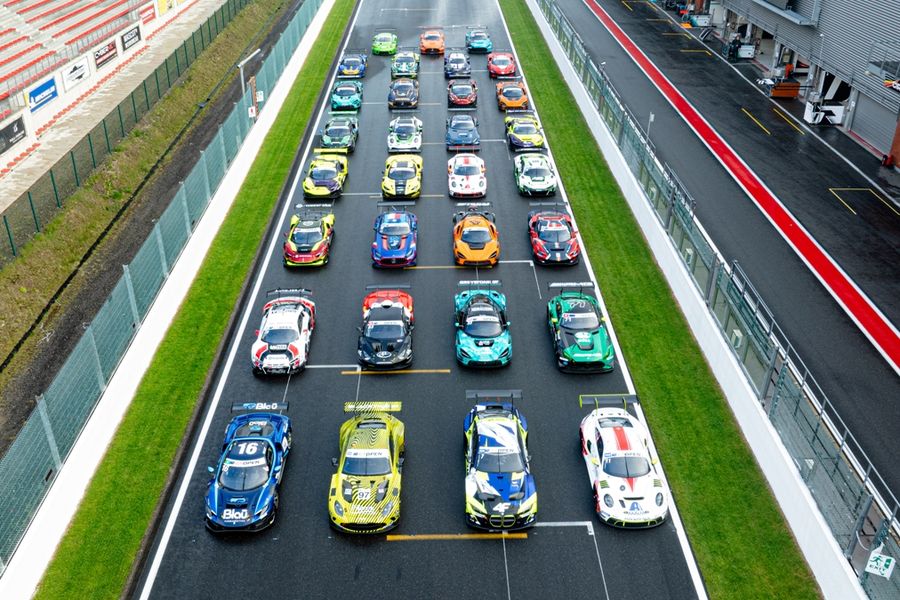 Six different car brands in the top six of free practice, with De Meeus-Abril (AF Corse Ferrari) at the top